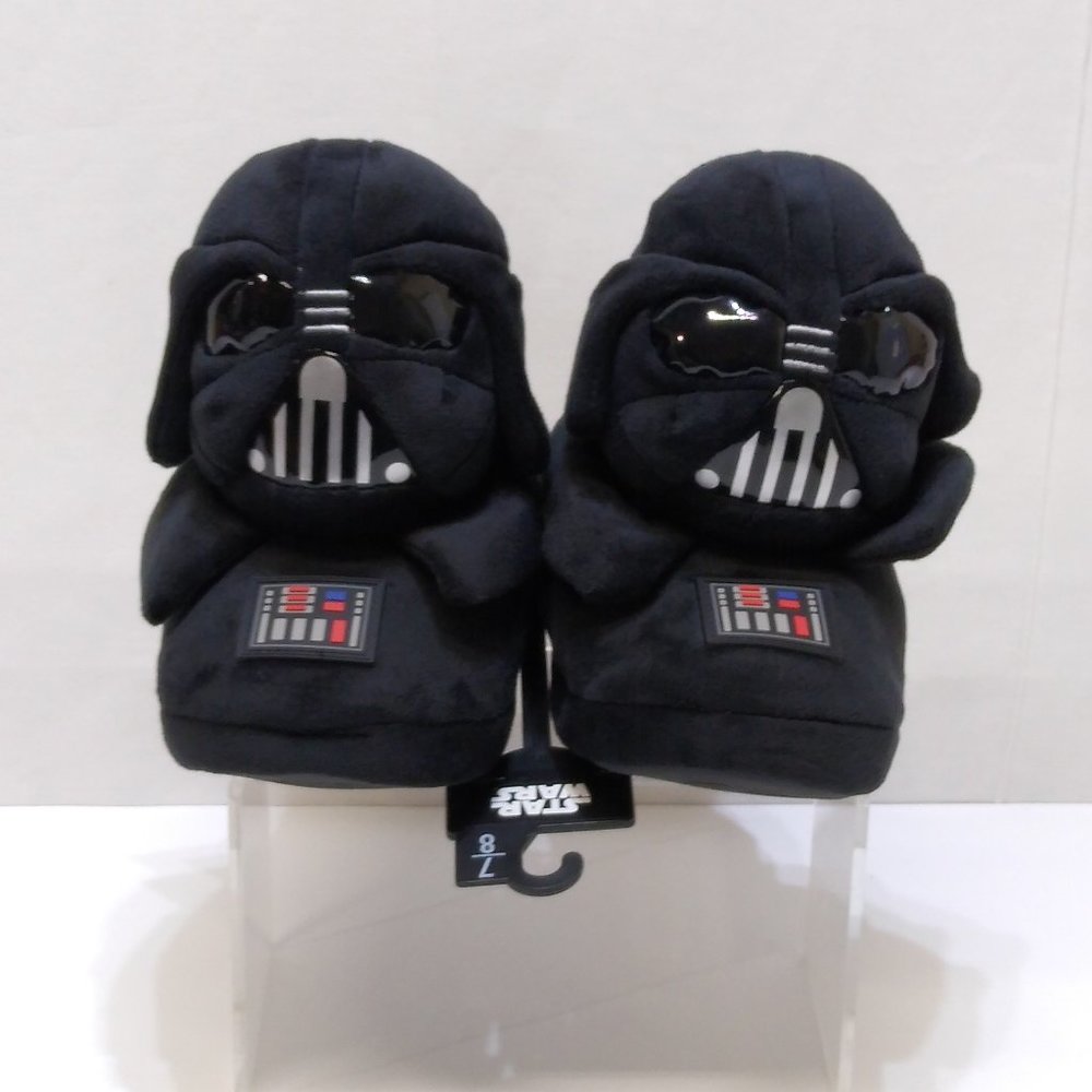 Star Wars 3D Darth Vader Character Slippers Men's Size 7/8 Standard Width NWOT